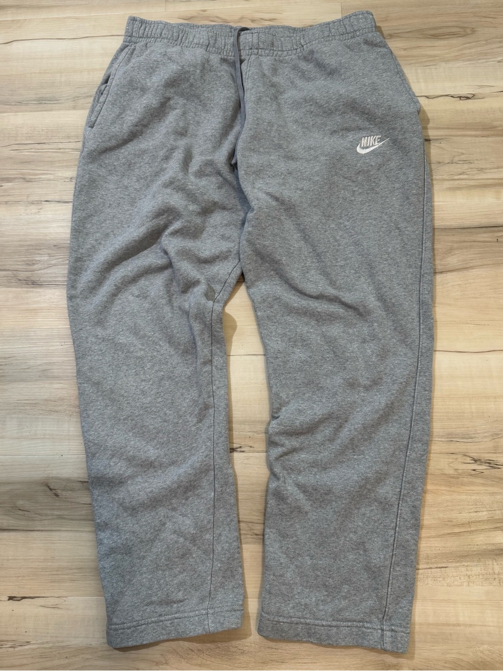Nike Mens Grey Fleece Sweatpants - Comfort Fit